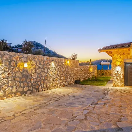 Ala Villa